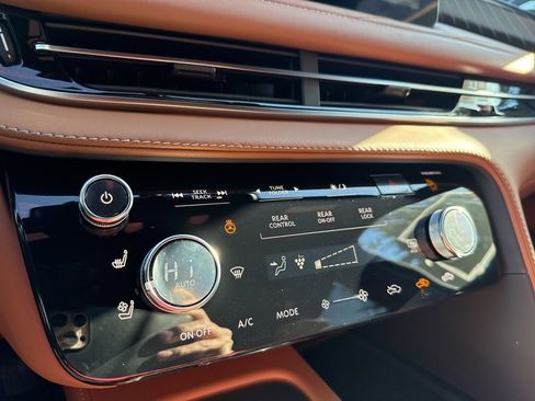 New 2026 INFINITI QX60 Autograph w/ Dark Cargo Package image 12