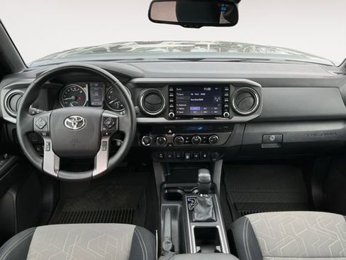 Certified 2022 Toyota Tacoma TRD Off-Road w/ Technology Package image 10