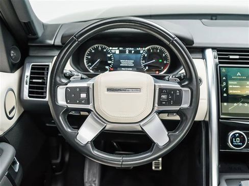 Used 2023 Land Rover Discovery HSE R-Dynamic AWD/4WD image 20