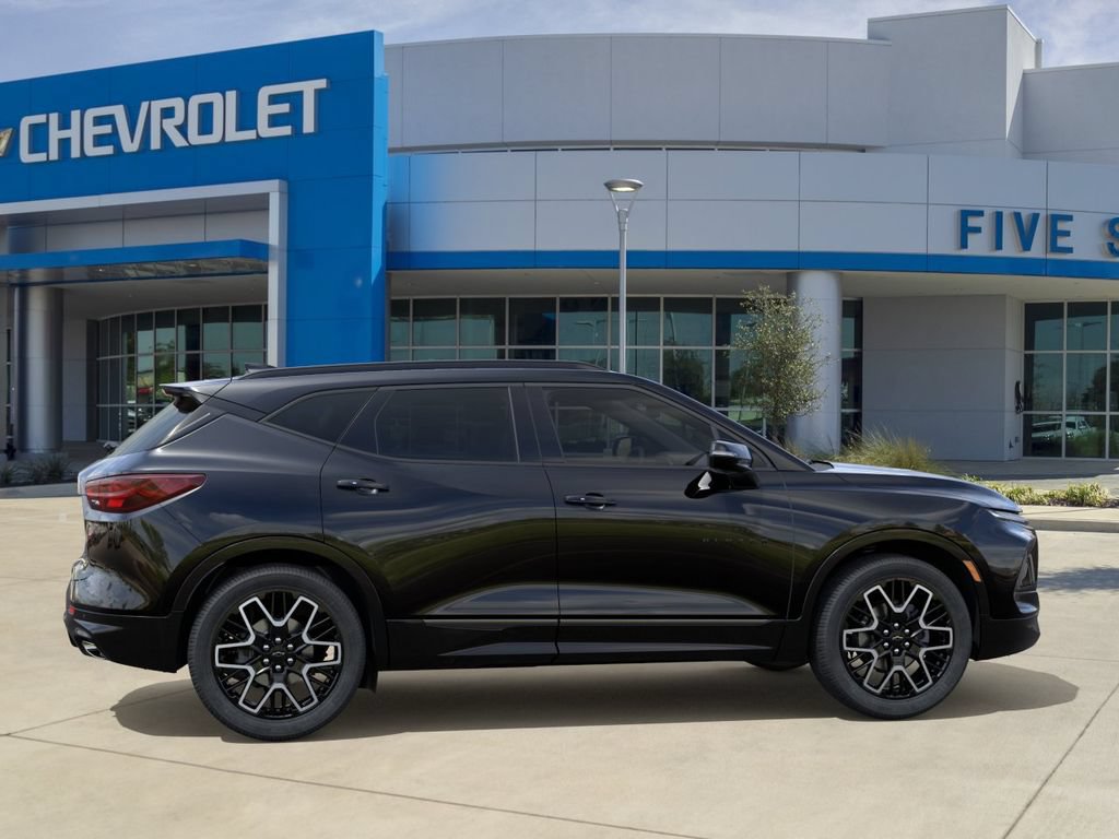 New 2026 Chevrolet Blazer RS w/ Driver Confidence II Package FWD image 5