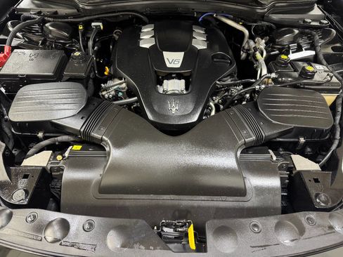 Used 2017 Maserati Ghibli image 76