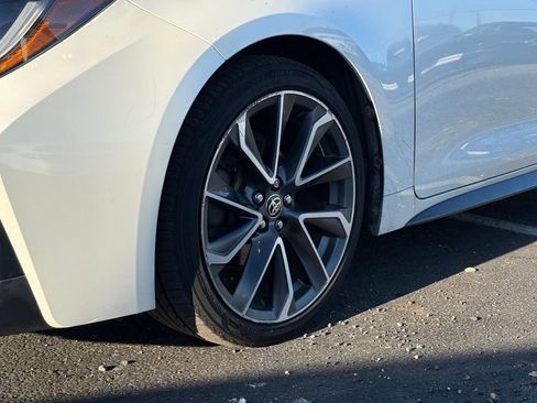 Used 2021 Toyota Corolla XSE image 14