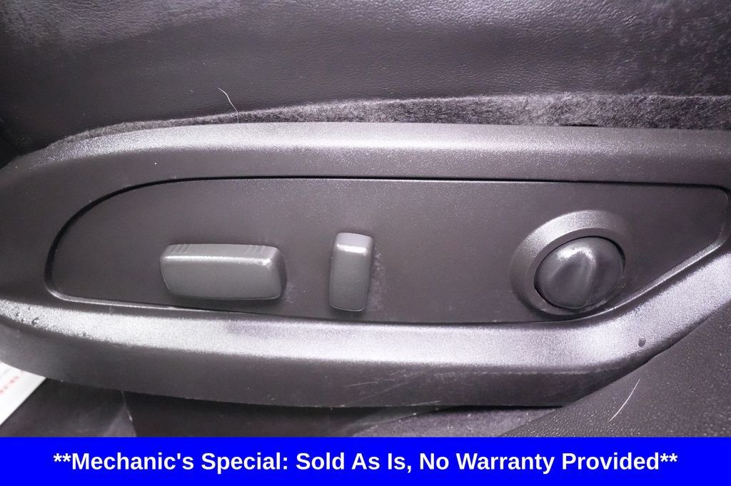 Used 2011 GMC Acadia SLT AWD/4WD image 16