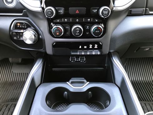 Used 2021 RAM 1500 Laramie w/ Sport Appearance Package AWD/4WD image 15