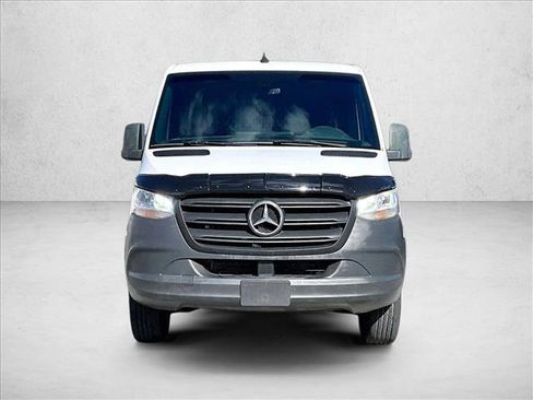 Used 2020 Mercedes-Benz Sprinter 2500 image 3