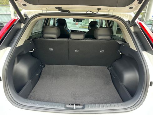 New 2025 Kia Niro Wind w/ Wind Preserve Package image 10