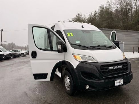 Used 2023 RAM ProMaster 3500 w/ Driver Convenience Group FWD image 8