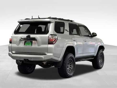 Used 2020 Toyota 4Runner TRD Off-Road Premium w/ Moonroof Package AWD/4WD image 5