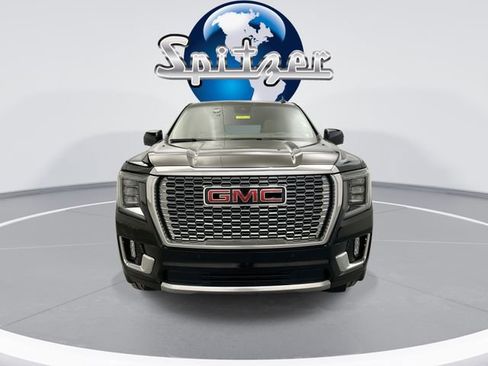 Used 2023 GMC Yukon XL Denali image 4
