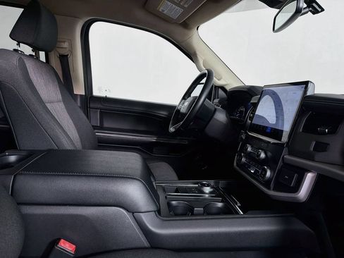 Used 2022 Ford Expedition XLT RWD image 35