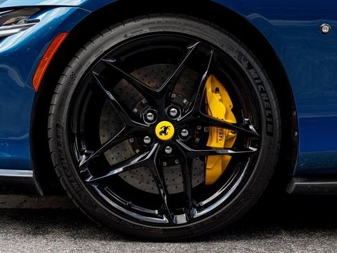 Used 2024 Ferrari Roma image 10