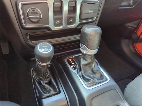 Used 2023 Jeep Wrangler Sport AWD/4WD image 11