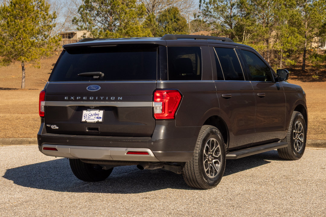 Used 2024 Ford Expedition XLT AWD/4WD image 6