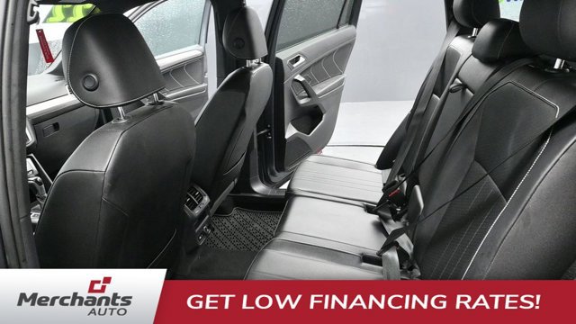 Used 2022 Volkswagen Tiguan SE R-Line AWD/4WD image 16