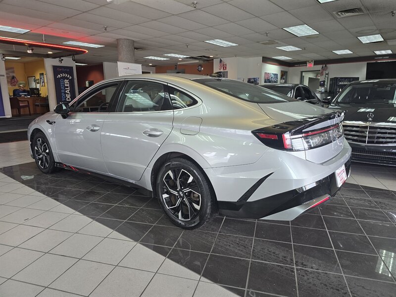Used 2025 Hyundai Sonata SEL FWD image 6