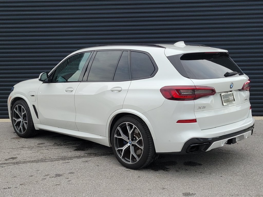 Used 2022 BMW X5 xDrive45e w/ M Sport Package AWD/4WD image 3
