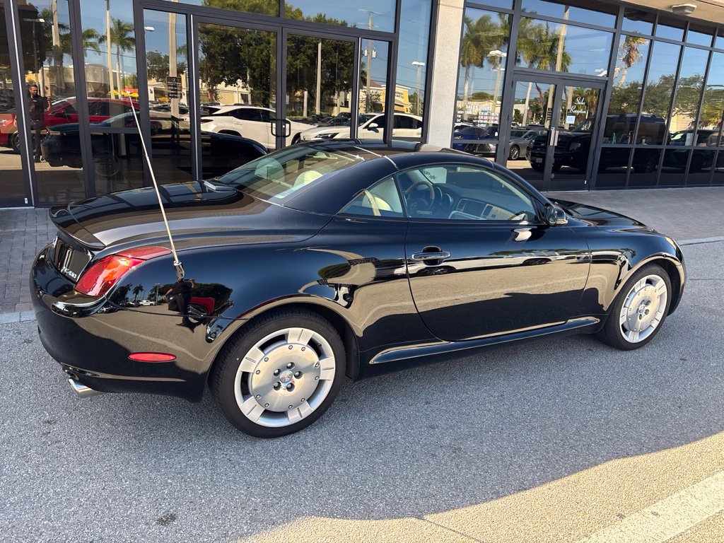 Used 2005 Lexus SC 430 Convertible RWD image 9
