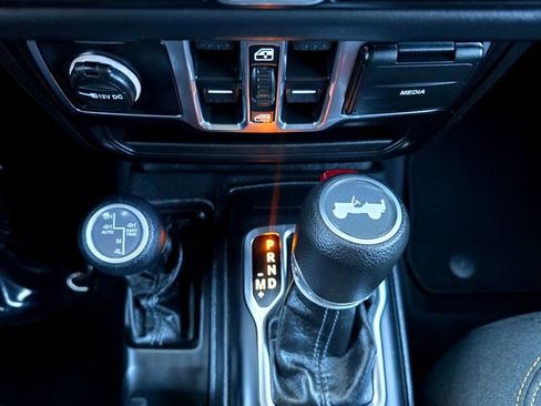 Certified 2025 Jeep Wrangler Unlimited Sahara image 16