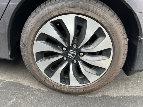 Used 2014 Honda Accord Touring image 13