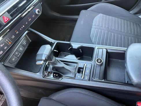 Used 2025 Kia K5 LXS image 40