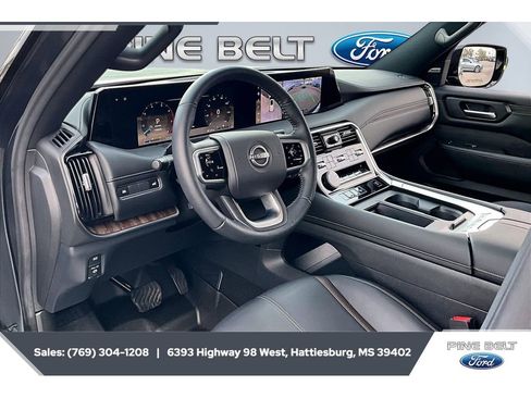 Used 2025 Nissan Armada SL RWD image 12