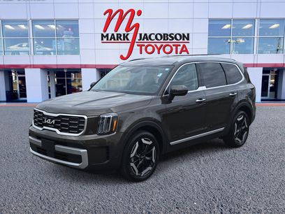 Used 2023 Kia Telluride S