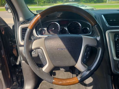 Used 2013 GMC Acadia Denali AWD/4WD image 15
