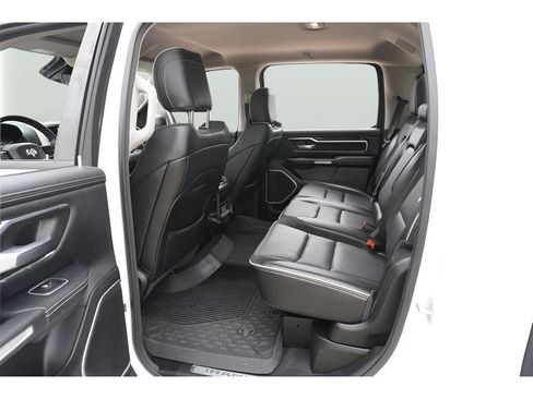 Used 2022 RAM 1500 Laramie AWD/4WD image 27