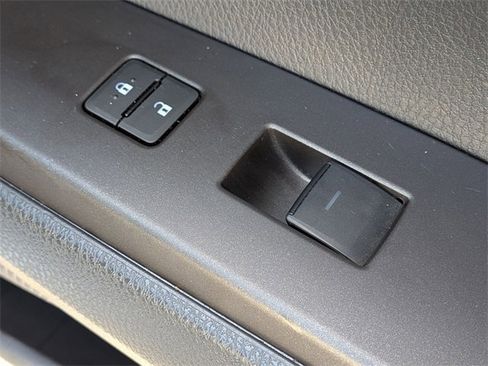 Used 2024 Toyota Camry SE w/ Convenience Package image 35