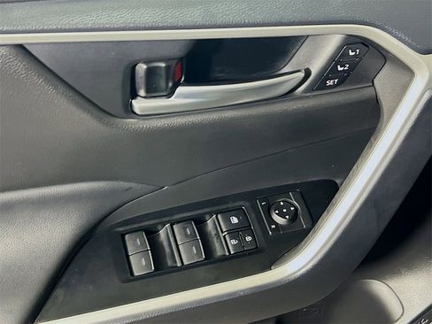 Certified 2025 Toyota RAV4 XLE Premium image 16