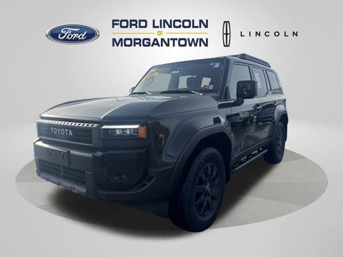 Used 2024 Toyota Land Cruiser image 2