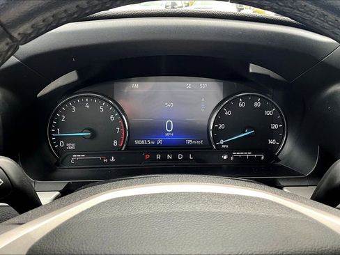 Used 2022 Ford Explorer XLT AWD/4WD image 14