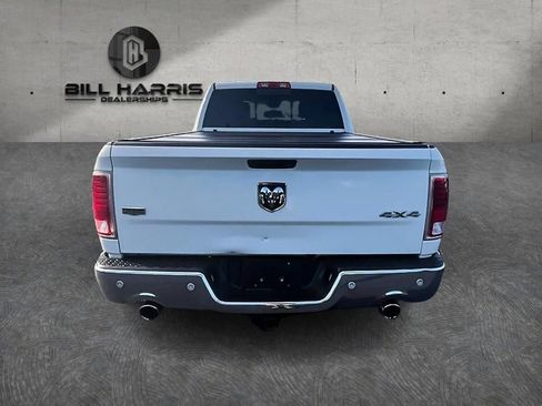 Used 2018 RAM 1500 Laramie w/ Convenience Group AWD/4WD image 7