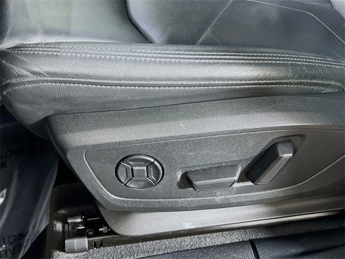 Used 2022 Audi Q3 2.0T Premium w/ Convenience Package image 17