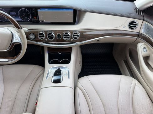 Used 2015 Mercedes-Benz S 550 Sedan image 17