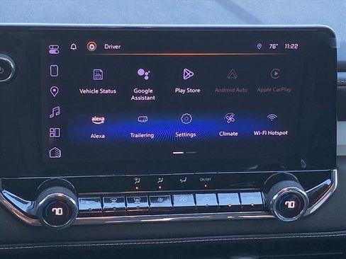 Used 2024 Chevrolet Colorado LT w/ LT Convenience Package image 12