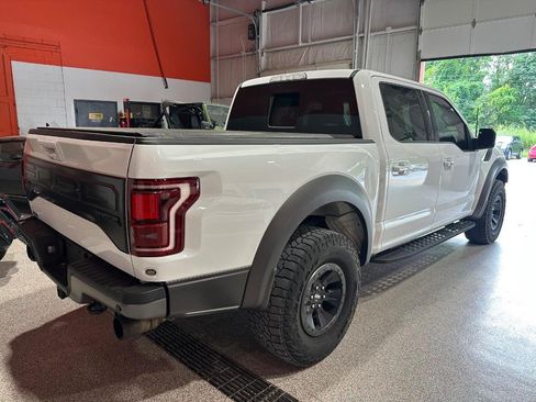 Used 2018 Ford F150 Raptor w/ Equipment Group 802A Luxury AWD/4WD image 3