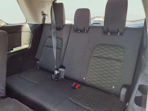 Used 2024 Nissan Pathfinder SV FWD image 22