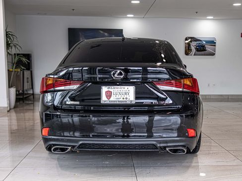 Used 2018 Lexus IS 350 AWD image 13