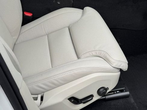 New 2026 Volvo XC90 T8 Ultra image 12