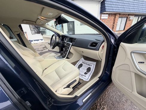 Used 2012 Volvo S60 T5 w/ Climate Pkg image 50