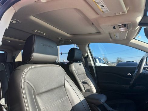 Used 2020 GMC Acadia Denali w/ Technology Package image 5