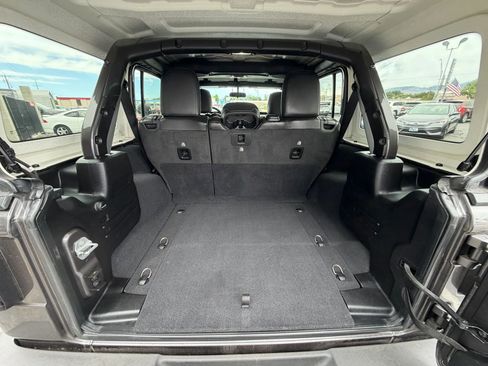 Used 2021 Jeep Wrangler Unlimited Sport AWD/4WD image 17
