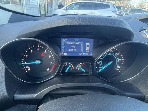 Used 2013 Ford Escape SE image 27