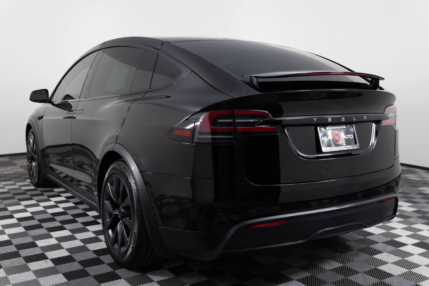 Used 2023 Tesla Model X AWD/4WD image 5