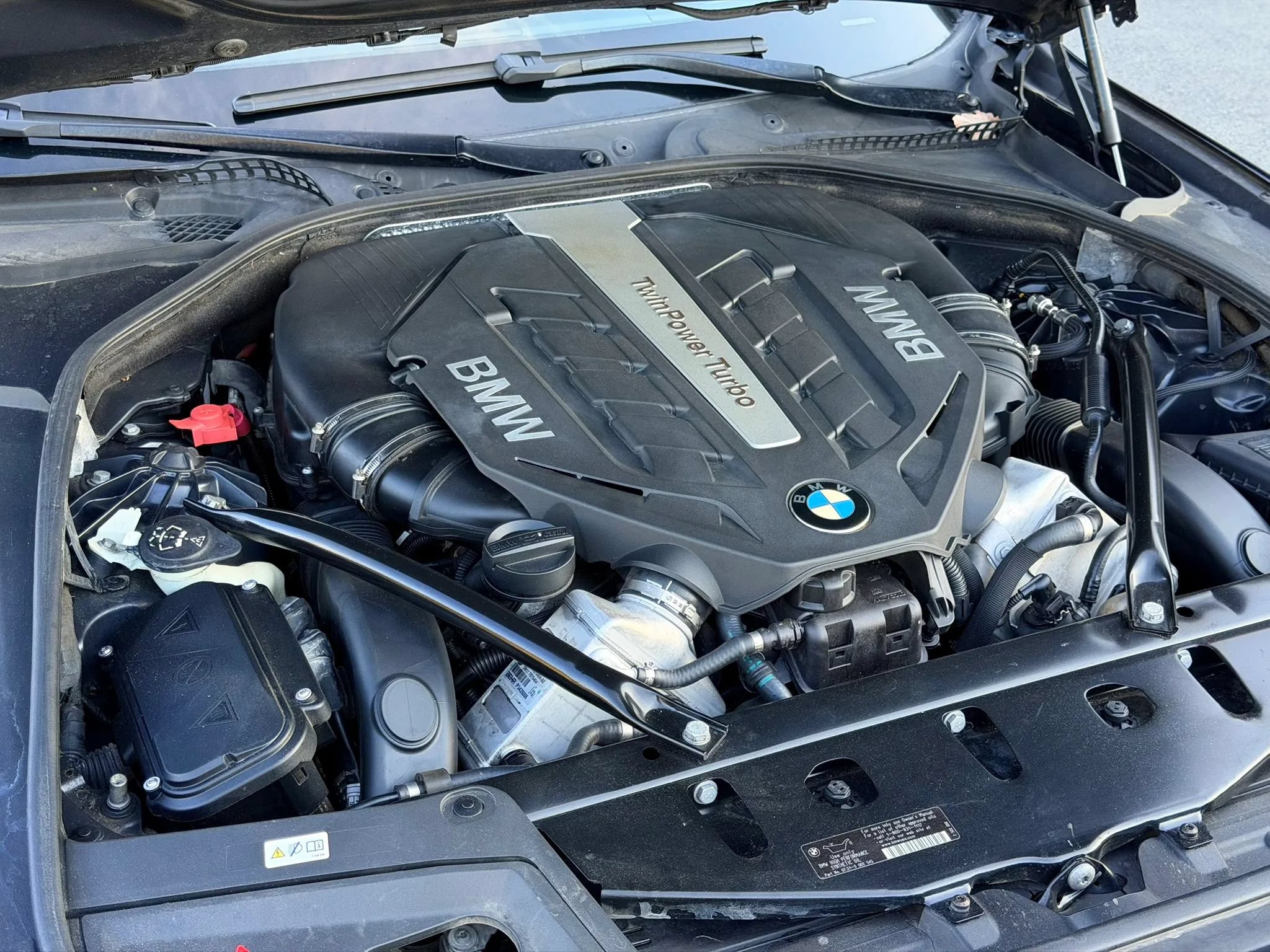 Used 2013 BMW 550i Sedan RWD image 9