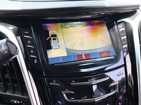 Used 2020 Cadillac Escalade ESV Platinum AWD/4WD image 24