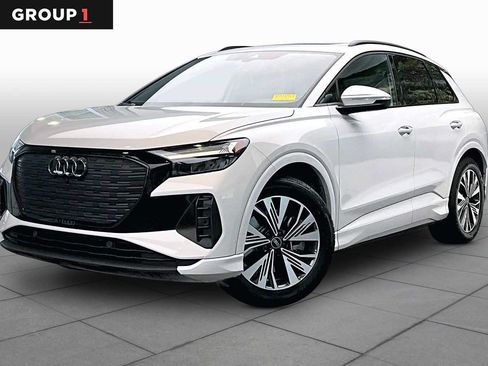 Used 2025 Audi Q4 e-tron Premium Plus w/ Premium Plus RWD image 1