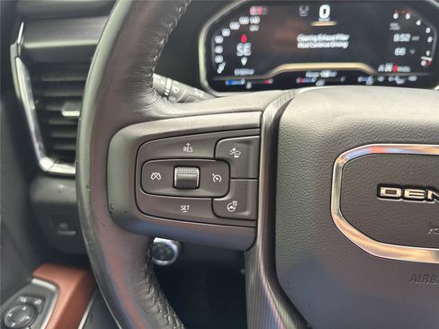 Used 2024 GMC Sierra 3500 Denali Ultimate AWD/4WD image 22