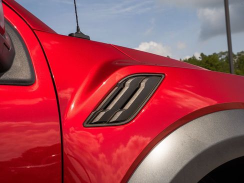 Certified 2020 Ford F150 Raptor w/ Equipment Group 802A Luxury AWD/4WD image 23